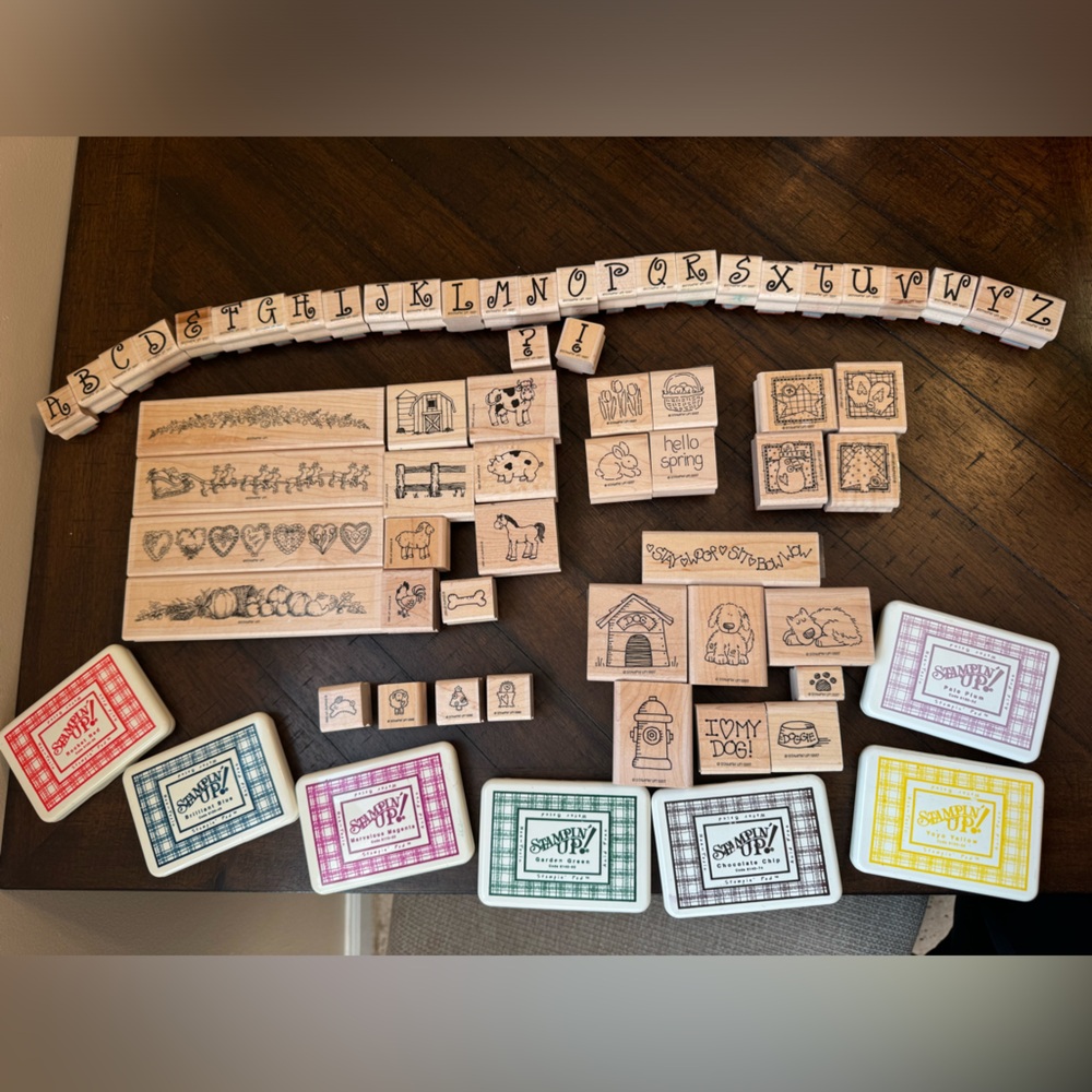 Huge Lot Of Vintage Stampin Up Stamps 1997 And Ink Pads‎